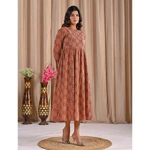 Vestido Anarkali de algodón rojo estampado a mano, estilo pakistaní, traje indio Lehenga Choli Salwar Choli, hecho de georgette. - Product Image 5