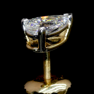 Elegantes tachuelas de diamantes de pera de oro de 14 quilates, brillo cultivado en laboratorio - Product Image 4