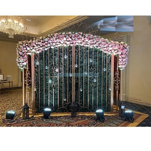 Cadre de portail floral en métal doré, décoration de cadre de portail en fer forgé pour la décoration de mariage, vente en gros de décoration de portail en métal pour mariage, États-Unis - Product Image 1