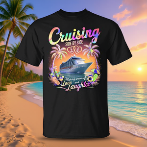 T-Shirt per Coppie con Design 'Cruise' Lato a Lato, per Marito e Moglie, per Uso Promozionale - Product Image 3