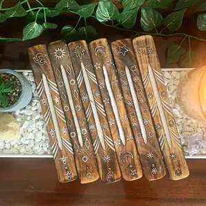 Brûleur d'encens en bois fabriqué à la main attrape-cendres porte-bâton d'encens religieux support d'encens d'Inde bois de manguier d'Inde - Product Image 1