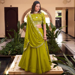 เพื่อนเจ้าสาวสไตล์ดั้งเดิม lehenga choli ผ้าไหมที่สวยงามพิมพ์ zari กับงานขอบฟอยล์ชุดแต่งงาน lehenga choli - Product Image 2