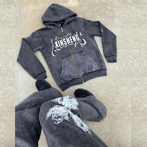ชุดเซ็ตเสื้อฮู้ดซิปและกางเกงจ็อกเกอร์ทรงบาน ผ้าคอตตอนหนานุ่ม ล้างสีแบบแอซิดวอช สไตล์สตรีทแวร์ พิมพ์ลายฤดูหนาว ผลิตตามแบบ OEM สำหรับทุกเพศ - Product Image 1