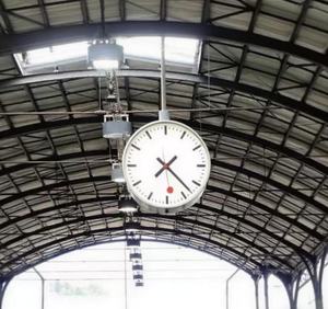Fabricante profesional de Relojes de pared de estación de tren Art Deco Soluciones de cronometraje de cuarzo de alta precisión - Product Image 1