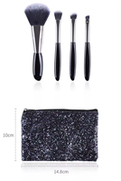 Portable à manche court Mini petit pinceau à poudre de fard à paupières 4 pièces ensemble de pinceaux de maquillage avec sac cosmétique