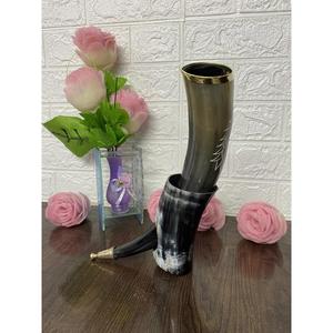 Mug en corne de buffle de grande taille, durable et de haute qualité, avec un design personnalisé - Unique et rustique pour les collectionneurs ou l'usage quotidien - Product Image 1