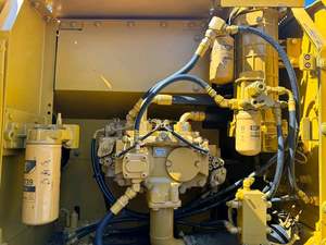 Excavatrice Caterpillar CAT 323D3 d'occasion |   Machine d'origine de 8 tonnes du Japon - Product Image 5