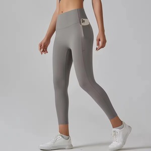Custom Logo Womens Seamless High Elastic Waist <b>Butt</b> <b>Lift</b> <b>Leggings</b> Solid Color Yoga Pants Gym Fitness Breathable Quick Dry - Product Image 3