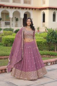 Choli de style culturel du Rajasthan, spécial pour les mariages à venir, en faux georgette avec sequins et zari, broderie multi-couleurs - Product Image 3