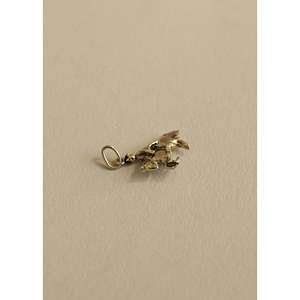 Pendentif Cheval Vintage en Or 14 carats avec Jade Taille Émeraude, Bijou Religieux pour Cadeaux - Product Image 3