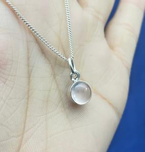 Pendentif en argent sterling massif 925 fait à la main en forme d'amoureux de pierres précieuses en quartz rose naturel avec pendentifs à breloque - Product Image 3