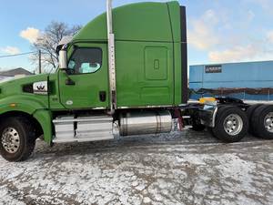 Camión Seminuevo Western Star 49X Sleeper de Alta Calidad, Modelos 2020-2022, en Venta con Garantía - Product Image 4