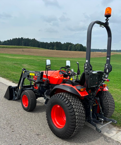 Mini tractor Kubota EK1 261 de 26 HP, tractor diésel de 3 cilindros, 4x4, para gestión de tierras agrícolas, tractor utilitario profesional de 26 HP - Product Image 3
