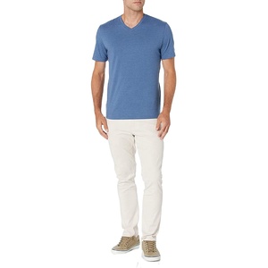 Camiseta de Algodón con Cuello en V para Hombre, Precio de Fábrica al por Mayor, Impresión de Logotipo Personalizado, Camisetas Básicas Lisas con Cuello en V para Hombre, Camisetas Lisas de Talla Grande OEM - Product Image 2