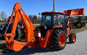Tractor Kubota L3240 de 34 CV de Calidad Original con Cargador Frontal y Retroexcavadora - Product Image 2