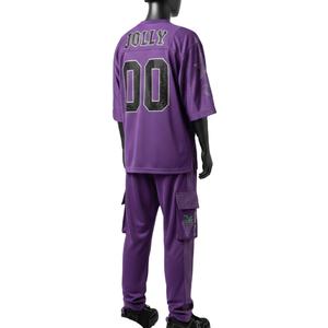 Ensemble pantalon et maillot en mesh polyester premium 180 GSM pour homme, violet, respirant, avec logo en strass thermocollé. - Product Image 5