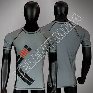 OEM de los hombres de Jiu Jitsu Rash Guard logotipo personalizado de compresión impresa camisa con mangas cortas longitud Material MMA Wear - Product Image 1