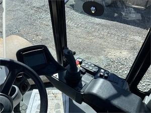 Kaufen Sie neue 2021 Verdichter gebrauchte CATERPILLAR CS56B Straßen walze