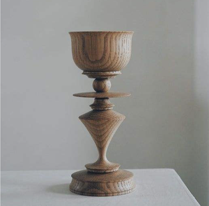 Pot de bougie sculpté en bois fabriqué à la main Design floral avec couvercle Bougeoir à arôme naturel pour la décoration intérieure et les cadeaux - Product Image 4