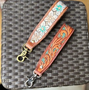Nueva Llegada Mano Tooled Cuero Muñequera Llaveros En Relieve Estampado Floral Cuero Llaveros Tooled Accesorios de cuero Correas para llaves - Product Image 5