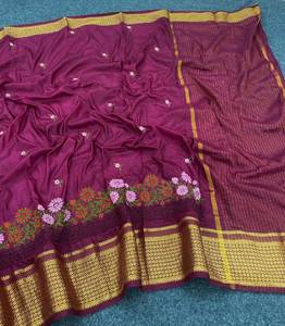 Sari de fiesta de diseñador con hermoso bordado - Product Image 1