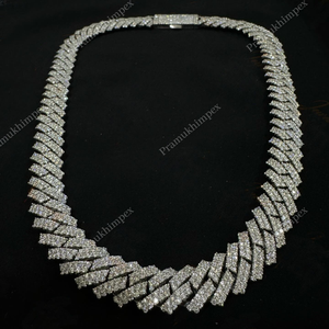 Collier pendentif unisexe en argent sterling plaqué or avec diamant moissanite certifié Gra de 16 mm, pour les fêtes - Product Image 2