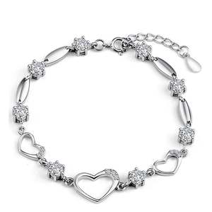 สร้อยข้อมือเงินแท้รูปหัวใจ Jeulia ดีไซน์ทันสมัย - Product Image 1