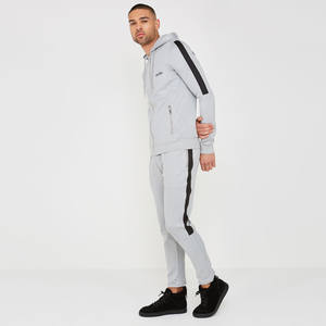 Ensemble de survêtement homme respirant et personnalisé, qualité supérieure, tendance actuelle, style streetwear, vente en gros 2026 - Product Image 2
