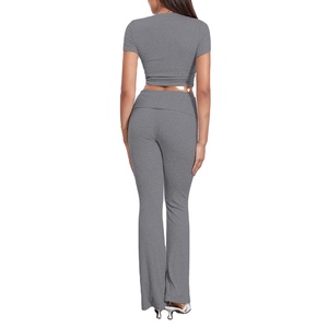Conjunto de Yoga de 2 Piezas con Patrón Sólido, Sin Mangas, de Secado Rápido, Transpirable, con Logotipo Frontal, Cintura Media Elástica, Teñido Liso - Product Image 3