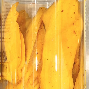 El mango de Chile salado tiene una textura masticable, sabor agrio, dulce y picante, lo que le brinda una nueva experiencia con este bocadillo. - Product Image 1