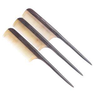 Vente en gros d'artisanat HF peigne en corne de bétail design animal élégant manche de brosse à cheveux poli naturel fait à la main peigne de massage à bas prix - Product Image 2