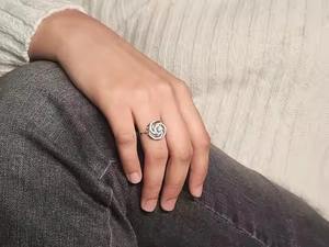 Luxe 14K Or Rose Blanc Plaqué Or VVS Moissanite Diamant Halo Bague Classique De Mariage Bague De Fiançailles Anniversaire pour les Femmes - Product Image 4