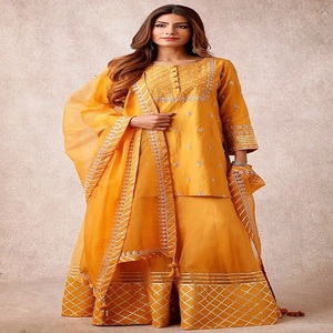 Tenues de soirée de créateur pour mariages et événements, en velours, pour femmes enceintes, style pakistanais, en tissu Lawn, Pataila, Punjabi, robes asymétriques, en tissu écologique - Product Image 2