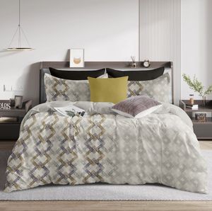 Draps en microfibre de haute qualité 120GSM Conçus pour une touche douce Résistance aux plis et aux besoins quotidiens de literie - Product Image 4