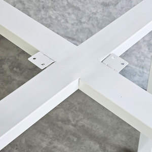 โต๊ะอาหารทรงกลมขนาด 80x80 ซม. ขาเหล็กเคลือบสีฝุ่น รุ่น CHBBA025 - Product Image 4