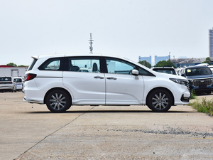 Vehículo Multipropósito Familiar Híbrido Mediano 2024, Motor 2.0L, Tracción Delantera, 7/8 Plazas, Autonomía >700km, 90-110kWh - Product Image 2