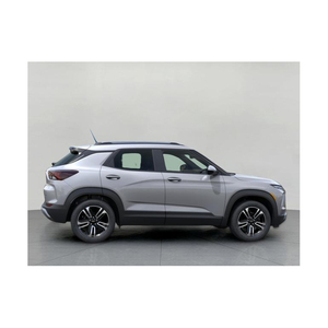 Chevrolet Premier avec sièges en cuir, fonctions de sécurité avancées et Apple CarPlay - Product Image 3