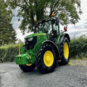 Qualité supérieure Achetez un tracteur John Deere 6215M Livraison rapide Machine puissante fiable pour l'agriculture à grande échelle - Product Image 4