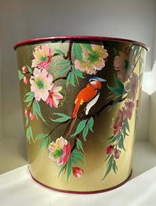 ถังขยะโลหะที่มีการพิมพ์ดิจิตอลที่สวยงามด้วยเท้าทองเหลือง - Product Image 5