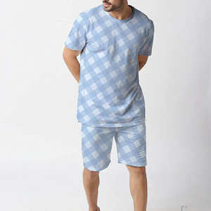 Nouveauté 2025 Ensemble décontracté d'été pour hommes 2 pièces à séchage rapide en polyester/coton avec imprimé de personnages, chemises et shorts - Product Image 2