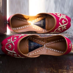 Khussa para Mujer de la Mejor Calidad, Ligera, Antideslizante, Fabricada en Pakistán, Precio Razonable, Servicios OEM, Nuevo Estilo - Product Image 4