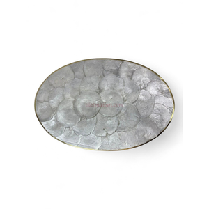 Mantel Individual Ovalado Natural de Capiz para Decoración Minimalista del Hogar y Cenas Diarias Relajantes, de Vietnam - Product Image 1