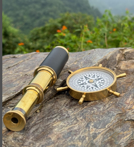 Mini télescope en laiton boussole Vintage support à la main télescope en laiton meilleur article pour cadeau - Product Image 1