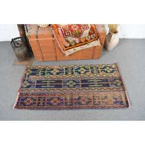 Alfombra Vintage de 2.2x4.3 pies, Alfombra Turca, Alfombra de Lana con Diseño Floral Azul - Product Image 2