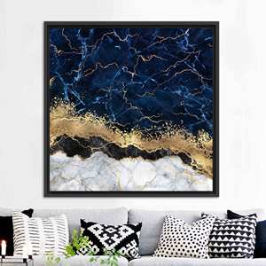 Impression sur toile marbrée bleu marine et or : décoration murale élégante, toile encadrée noire - Product Image 1