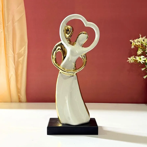 Cadeaux de mariage de Mini Couple de haute vente ou Sculpture en céramique abstraite de la Saint-Valentin Pièce maîtresse exclusive Ornement de haute qualité - Product Image 1