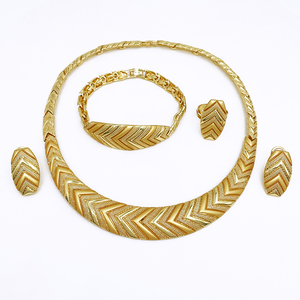 Conjunto de joyería nupcial de cobre de lujo de oro más vendido, collar italiano, pulsera, pendientes, anillo, 4 Uds., conjuntos de joyería para mujer - Product Image 3