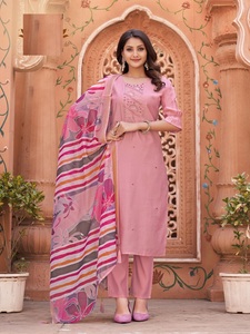 Nueva Colección de Telas Pure Fabcy con Kurtis Hechos a Mano para Venta al por Mayor - Product Image 5