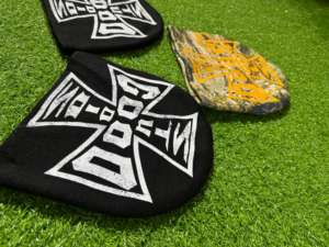 Wholesale 100% Acrylic Jacquard <b>Knit</b> <b>Beanie</b> Personalized Adult Toque Hats Bonnet Custom Logo Rhinestone for Daily Wear - Product Image 3