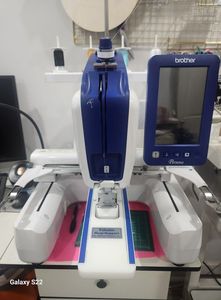 Máquina de Bordar Industrial de Alta Calidad PR1000e de 10 Agujas, Herramientas Manuales con Soporte OEM Personalizable, Oferta con Descuento - Product Image 3
